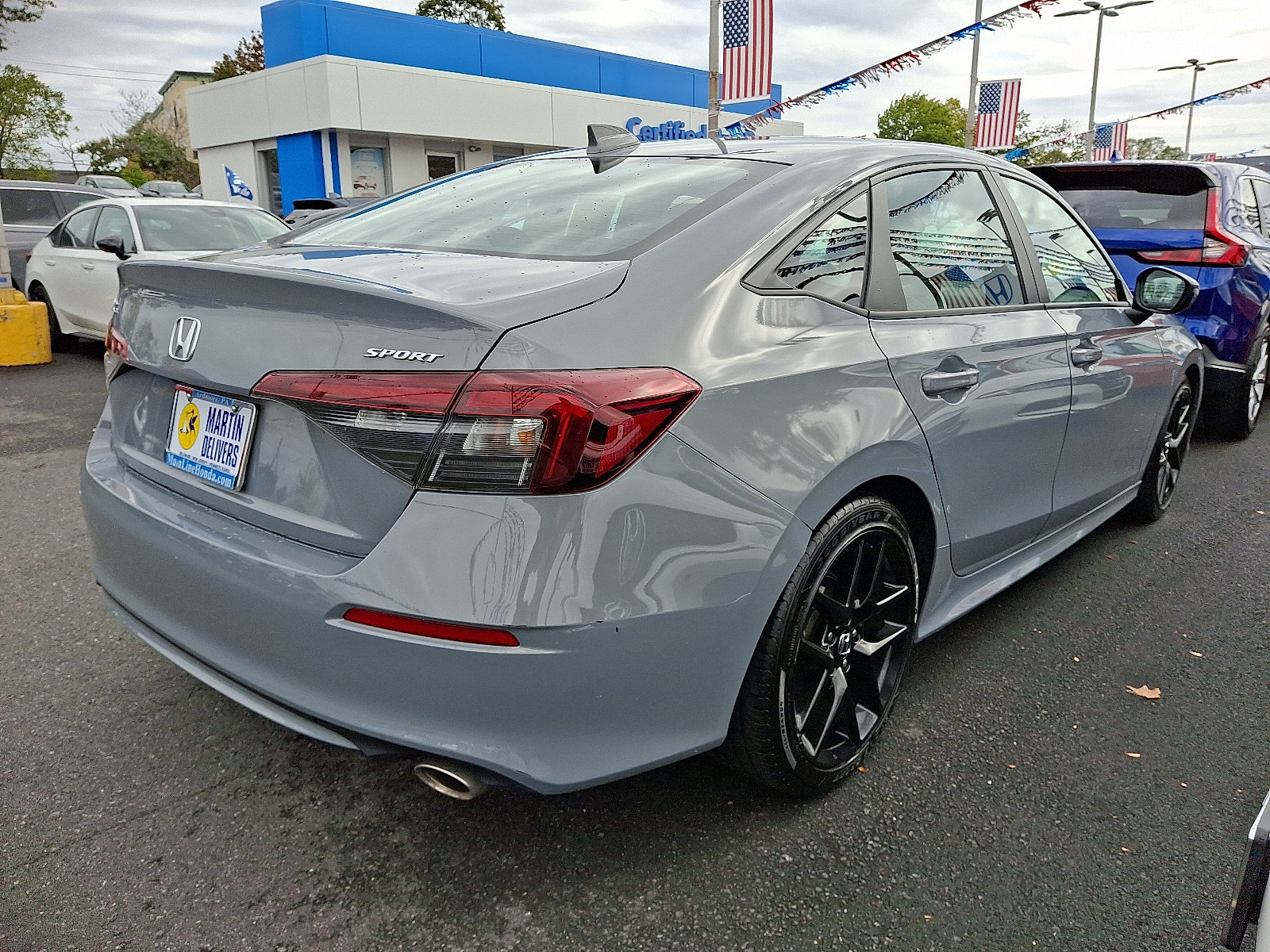 2025 Honda Civic Sport photo 3