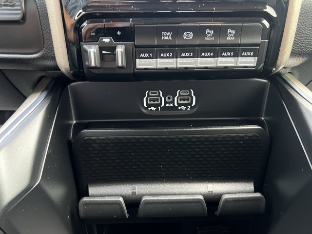 2022 Ram 2500 Laramie photo 12