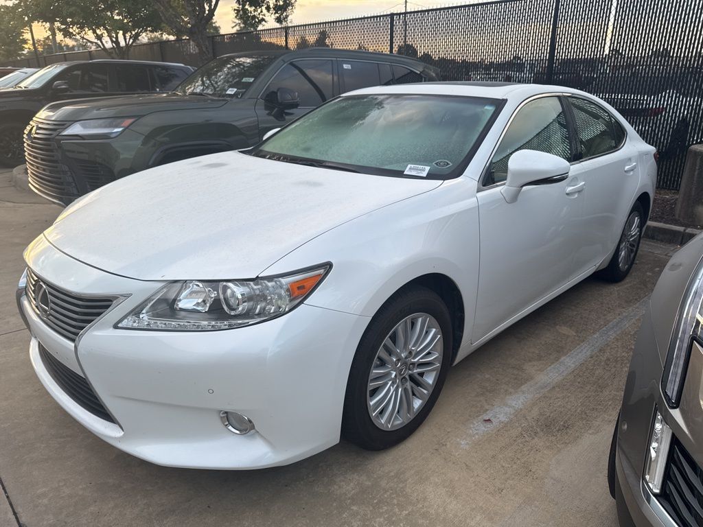 2013 Lexus ES 350 photo 3
