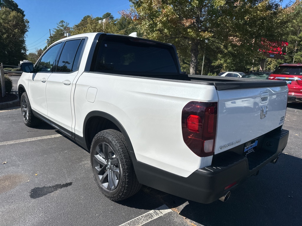 2023 Honda Ridgeline Sport photo 3