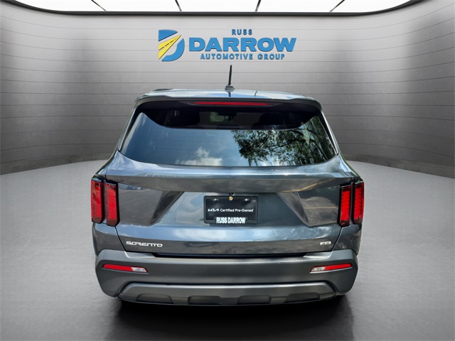 2023 Kia Sorento LX photo 4