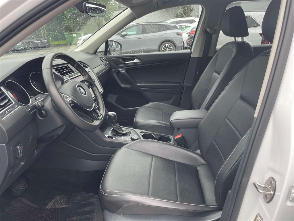2021 Volkswagen Tiguan SE photo 14