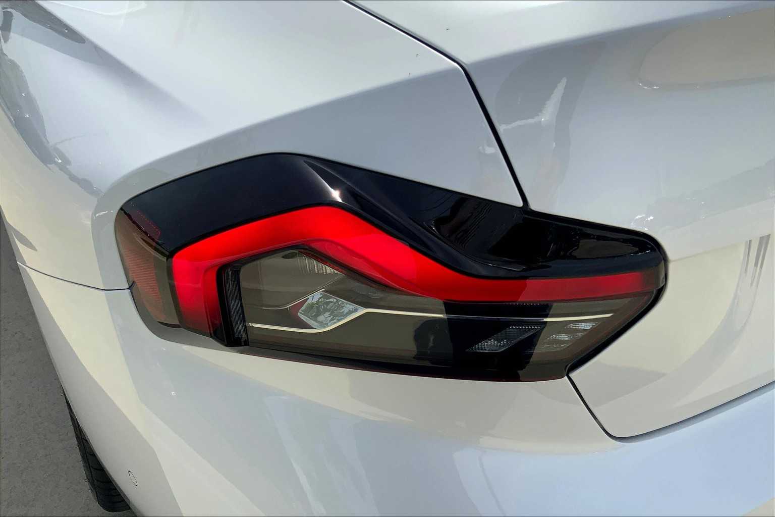 2025 Bmw 230i photo 13