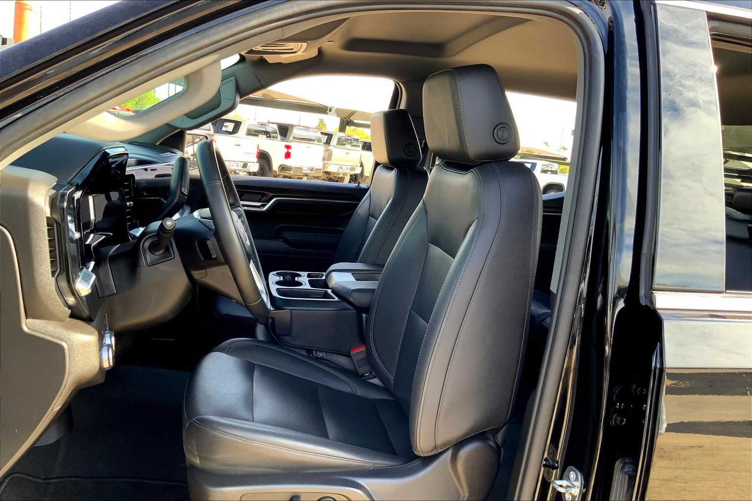 2024 Gmc Sierra 1500 SLT photo 7