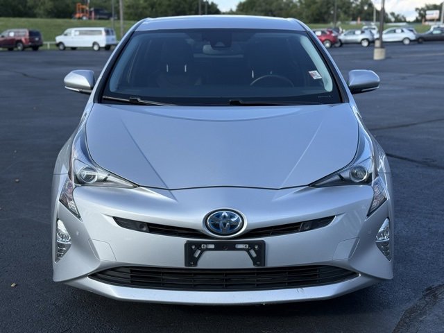 2018 Toyota Prius Two photo 2