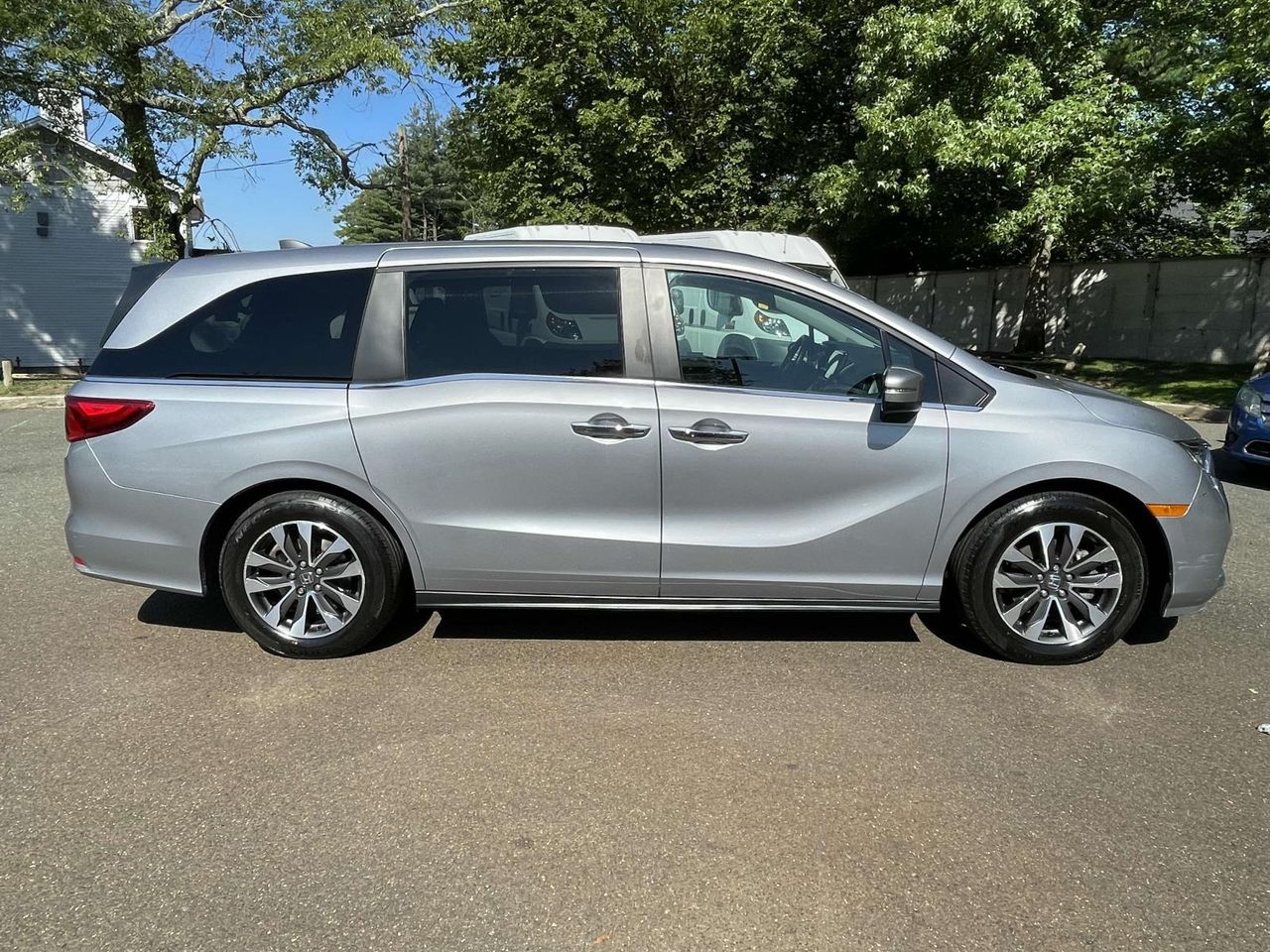 2023 Honda Odyssey EX-L photo 8