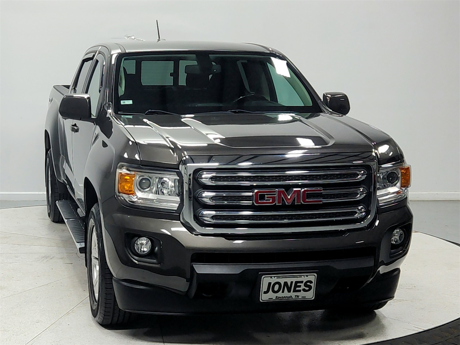 2019 Gmc Canyon SLE photo 2