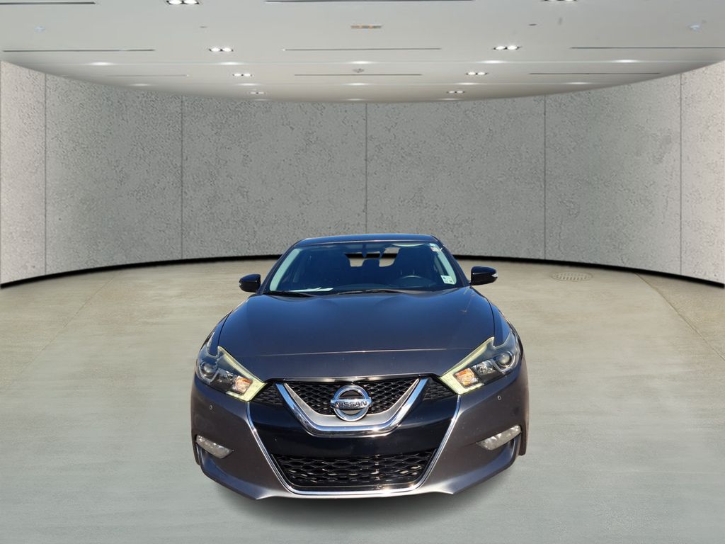 2016 Nissan Maxima SV photo 2