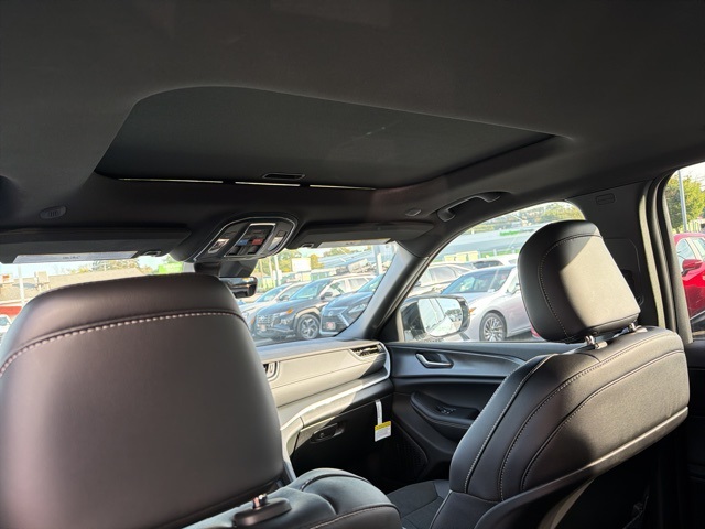 2025 Jeep Grand Cherokee Altitude photo 8