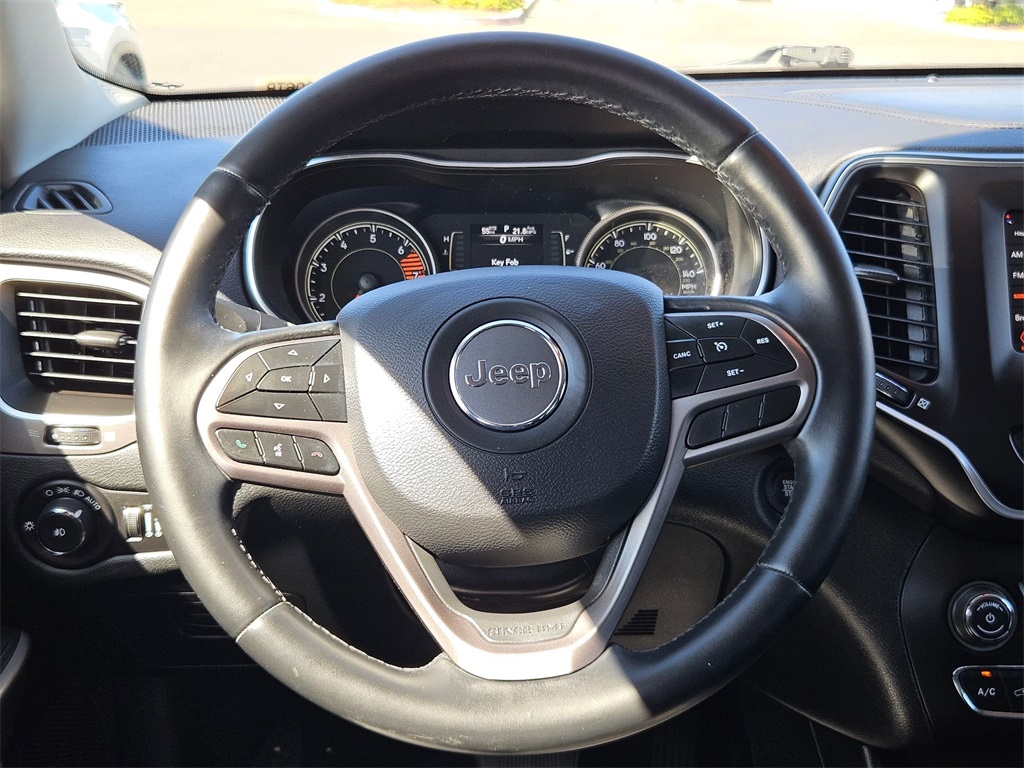2019 Jeep Cherokee Latitude photo 14