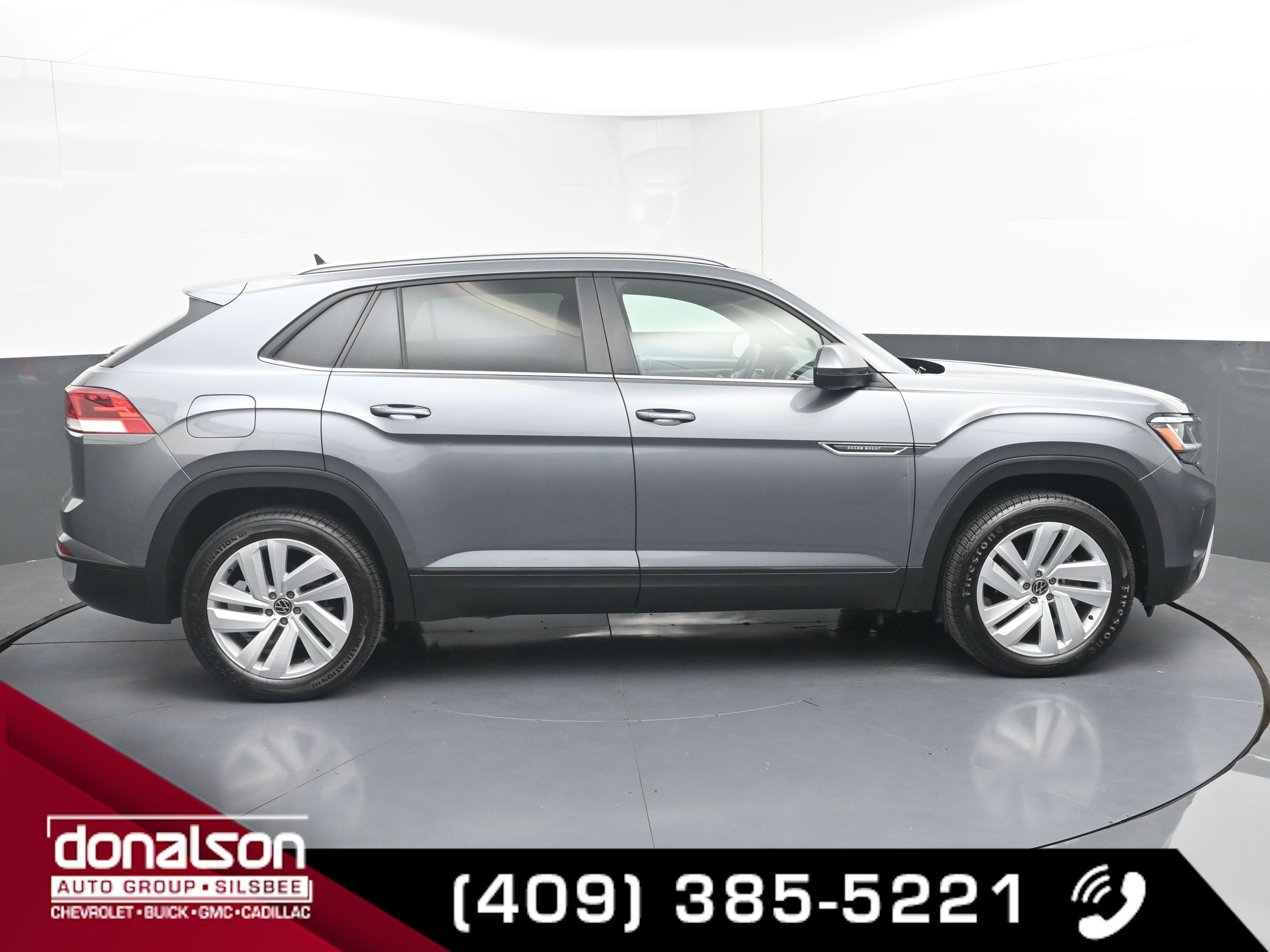 2021 Volkswagen Atlas Cross Sport SE Technology photo 2