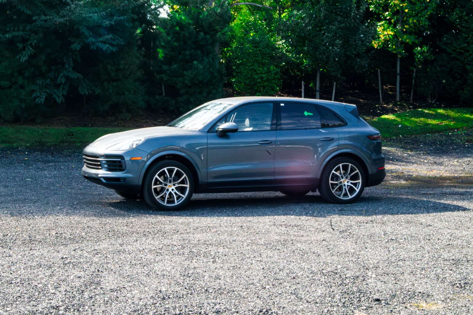2019 Porsche Cayenne Base photo 3