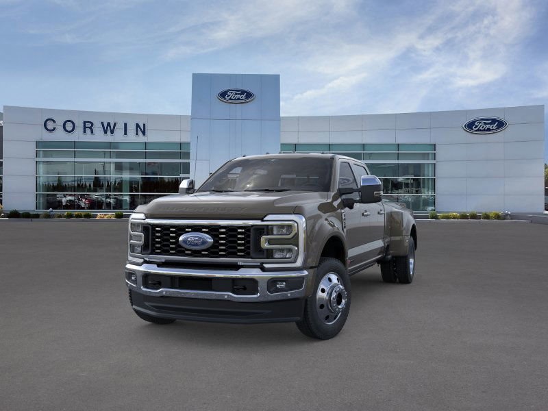 2026 Ford F-450 photo 3