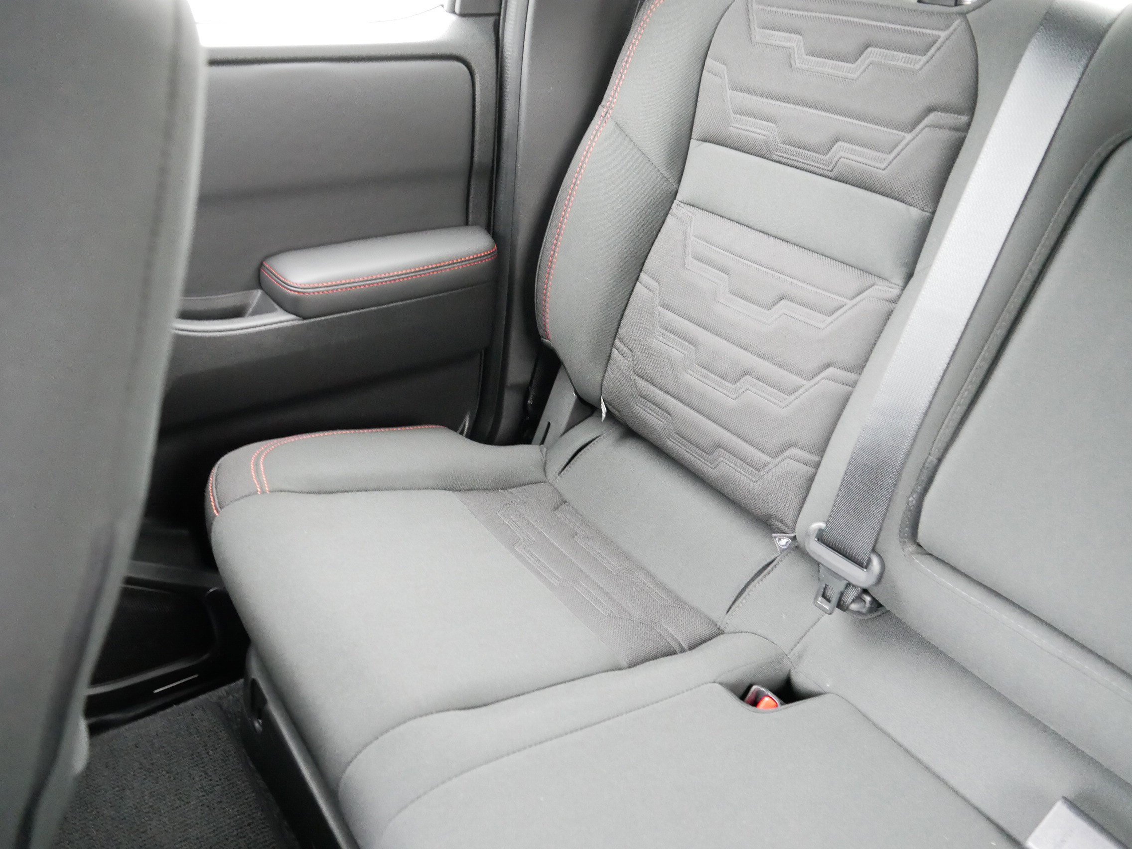 2023 Nissan Frontier PRO-4X photo 12
