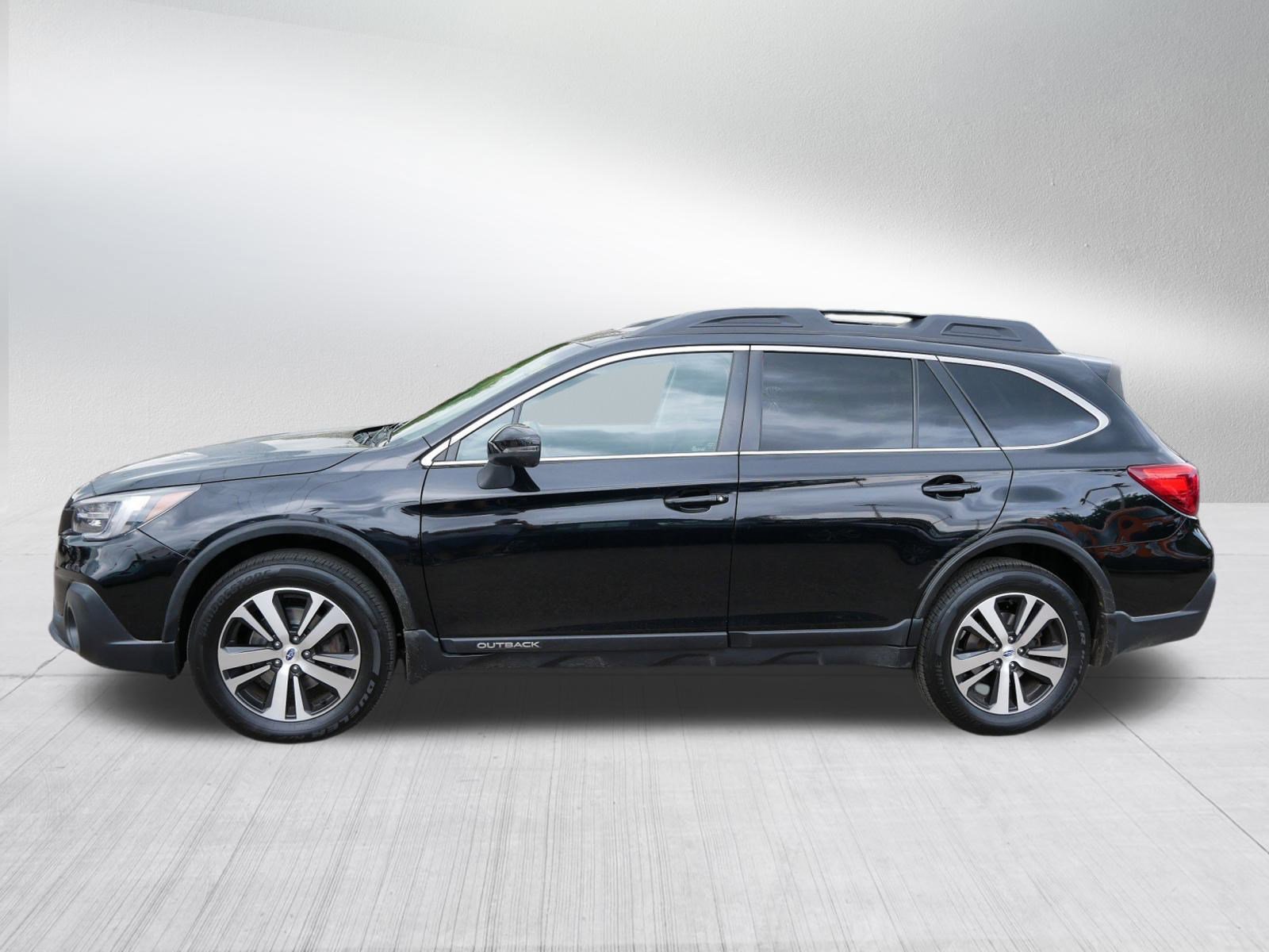 2019 Subaru Outback Limited photo 4