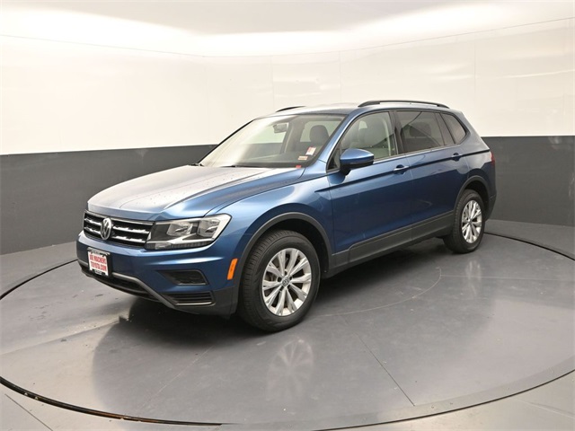 2020 Volkswagen Tiguan S photo 2