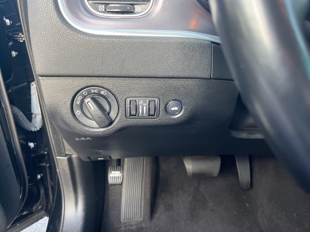 2021 Dodge Charger SXT photo 29