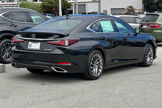 2025 Lexus ES 350 Luxury photo 5