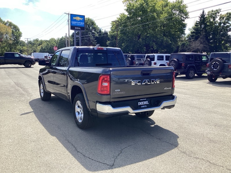 2025 Ram 1500 Big Horn Lone Star photo 3