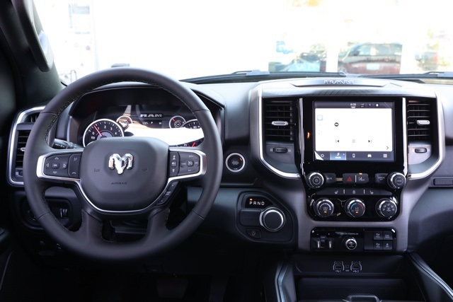 New 2026 Diamond Black Crystal Pearl-Coat Exterior Paint RAM Big Horn Sport Appearance image 20