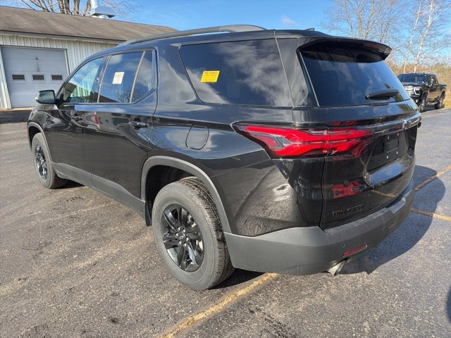 2023 Chevrolet Traverse 1LT Cloth photo 4