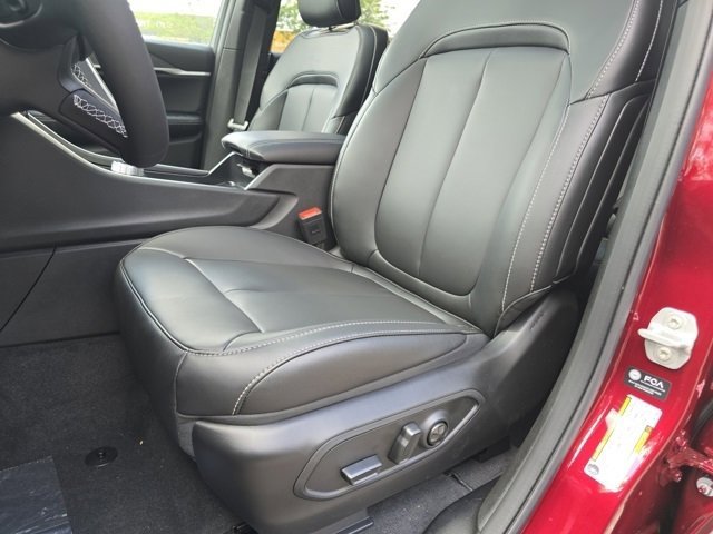 2025 Jeep Grand Cherokee Limited photo 4