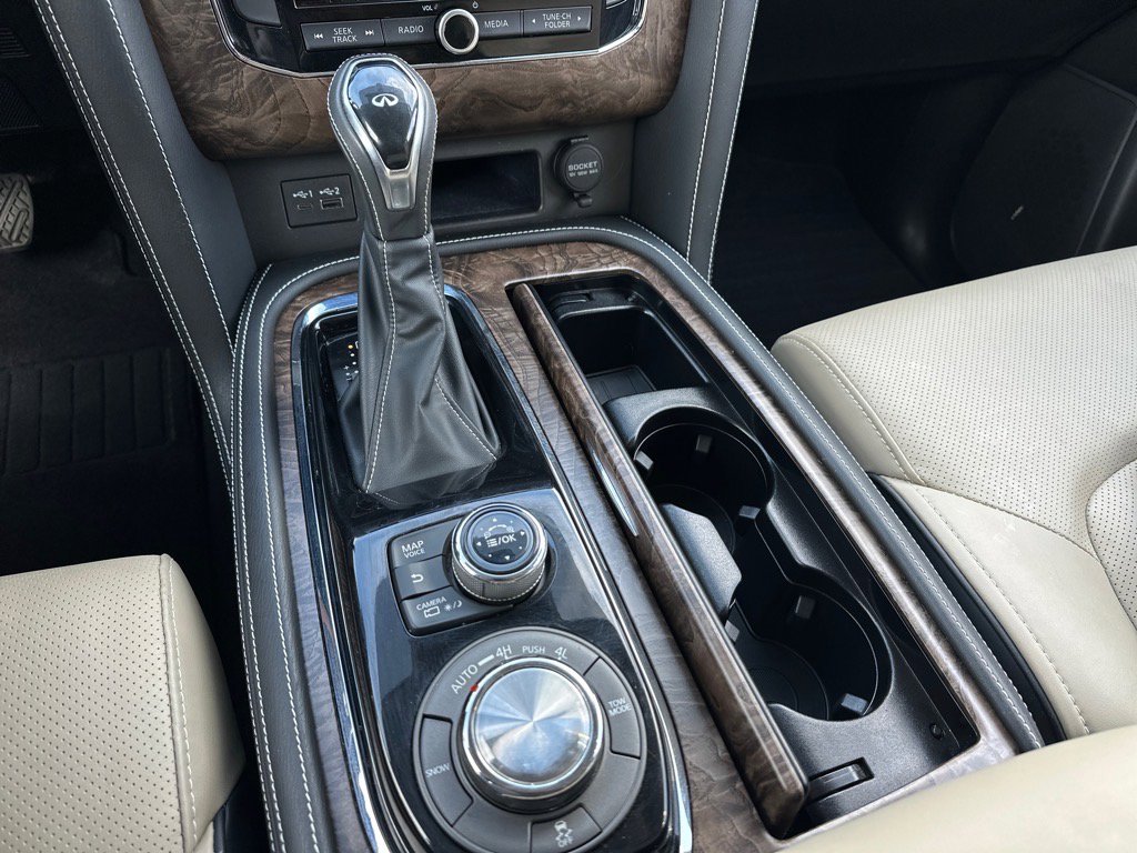 2021 Infiniti QX80 Premium Select photo 25