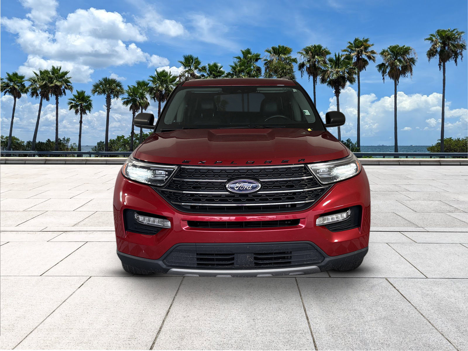 2022 Ford Explorer XLT photo 3