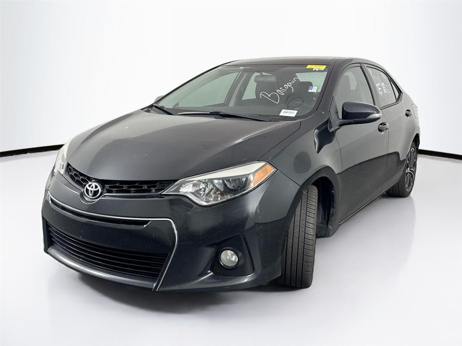 2016 Toyota Corolla Plus photo 2