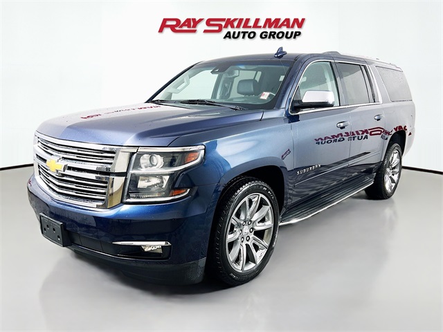2017 Chevrolet Suburban Premier photo 3