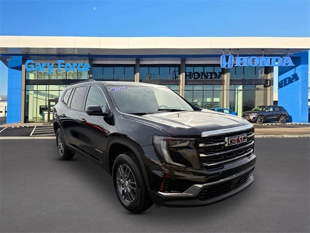2025 GMC Acadia Base's photo