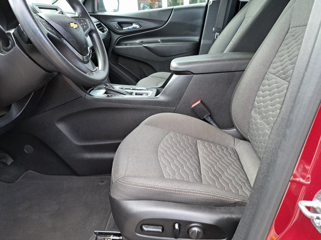 2018 Chevrolet Equinox LT photo 21