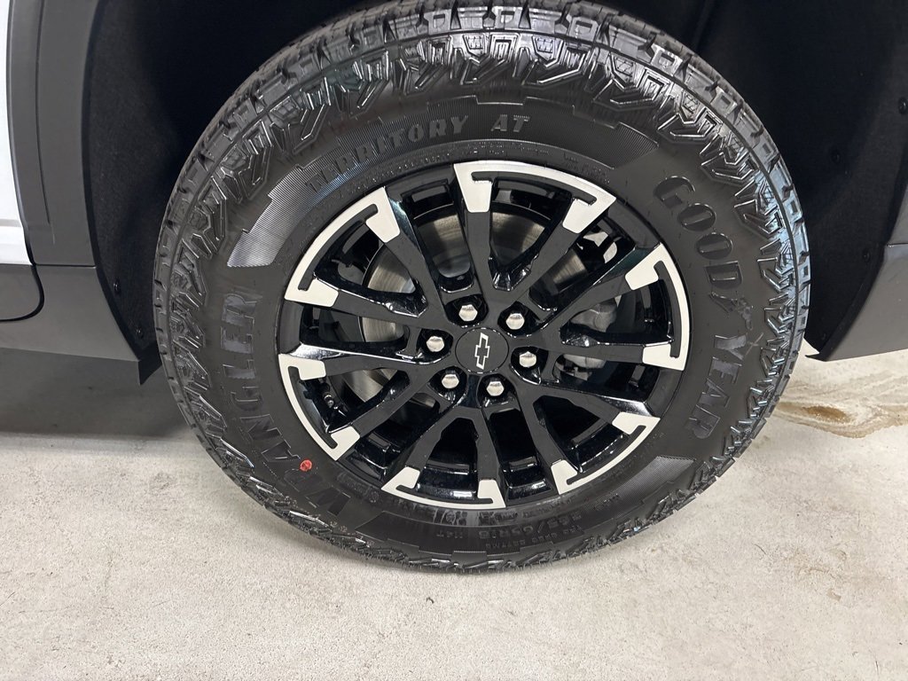 2026 Chevrolet Traverse Z71 photo 8