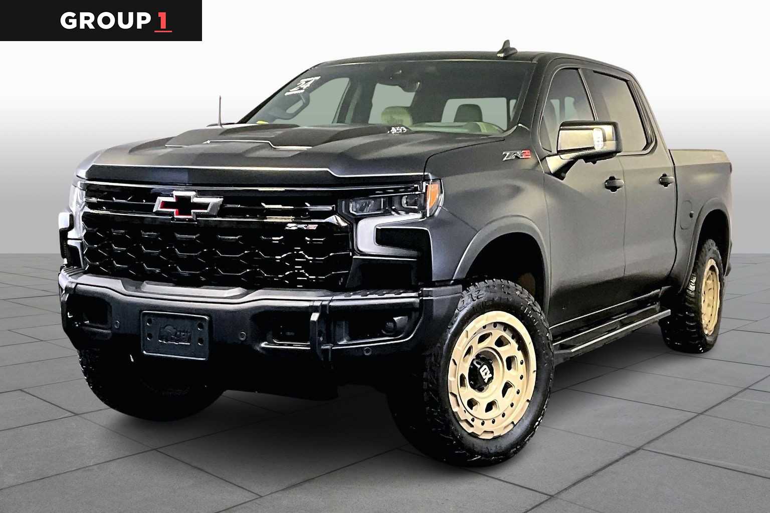 2024 Chevrolet Silverado 1500 ZR2's photo