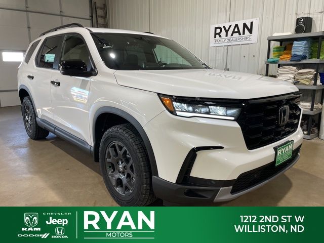 2025 Honda Pilot TrailSport's photo