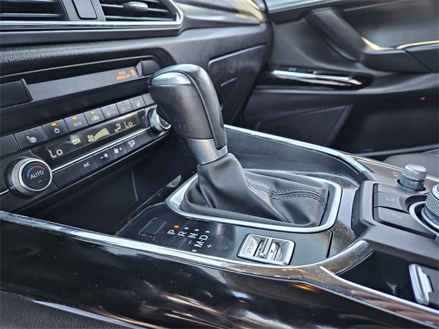 2023 Mazda CX-9 Touring photo 23