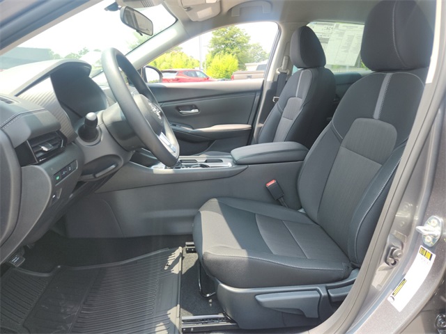 2025 Nissan Sentra SV photo 6