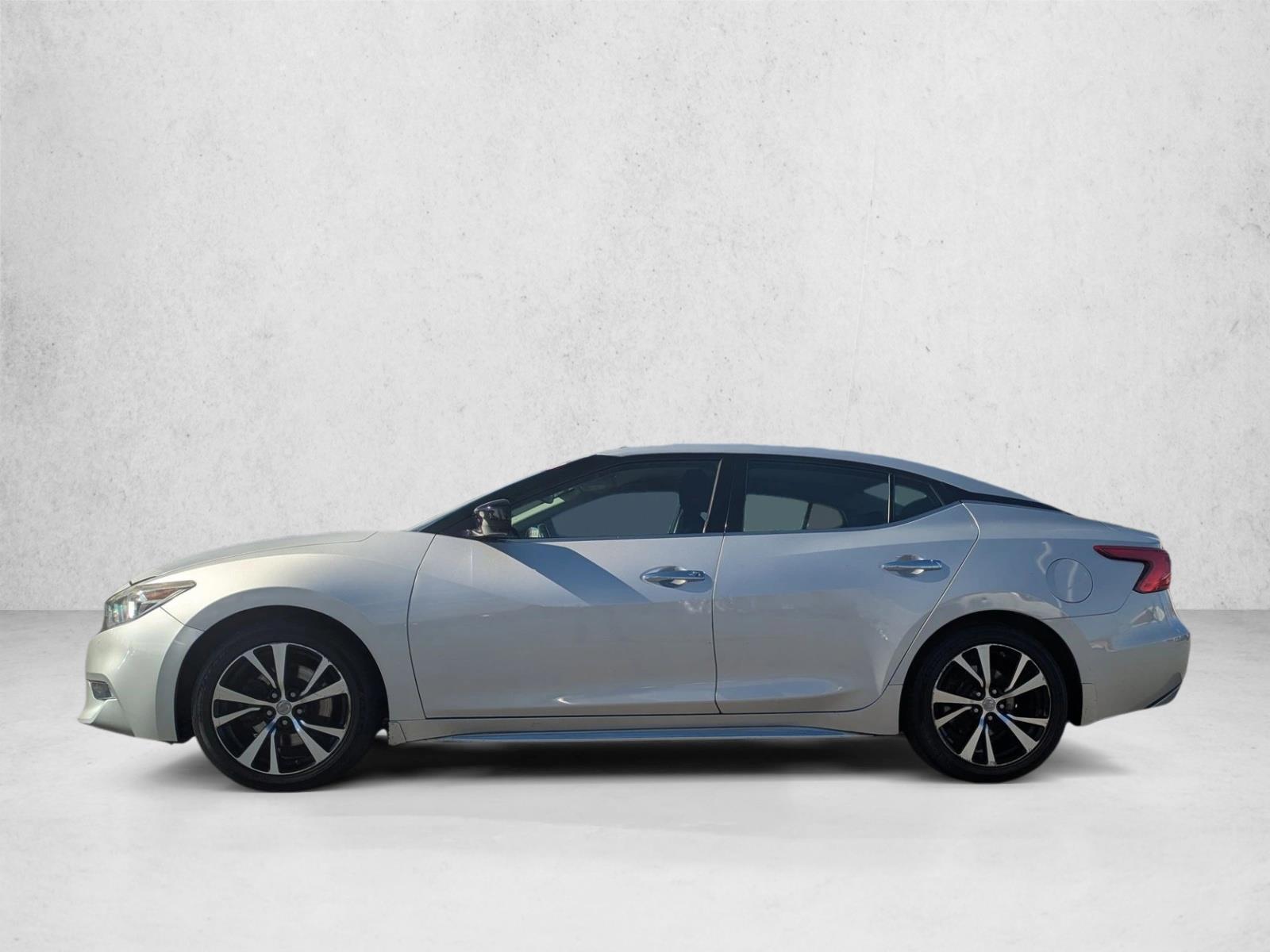 2018 Nissan Maxima S photo 2