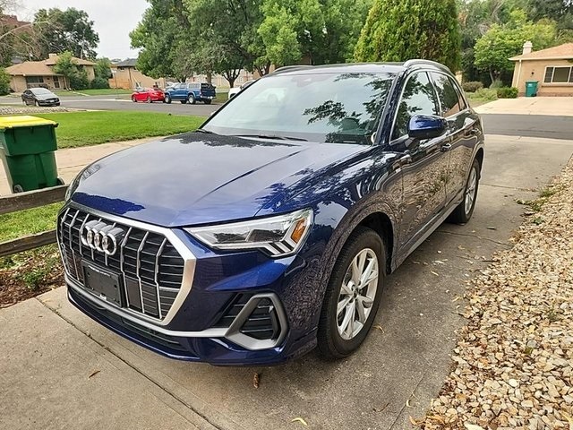 2022 Audi Q3 S line Premium Plus photo 2