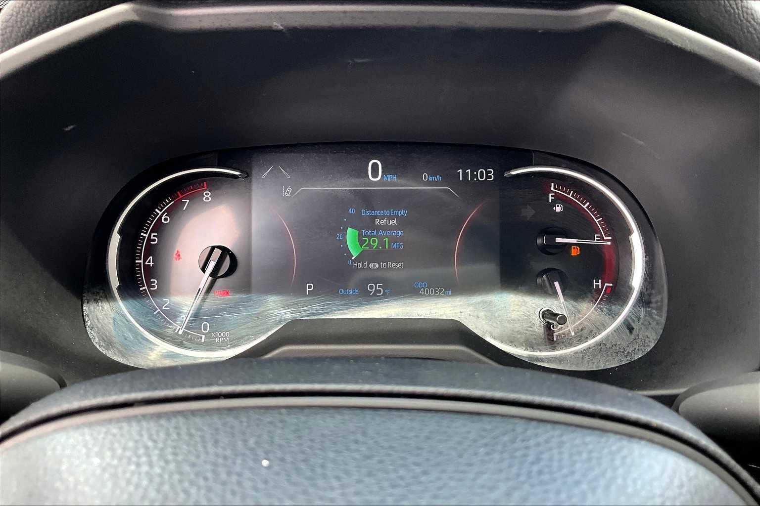 2024 Toyota RAV4 LE photo 25