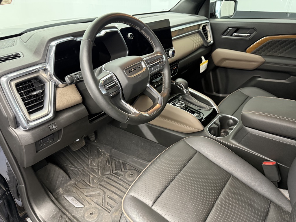 2024 Gmc Canyon Denali photo 49