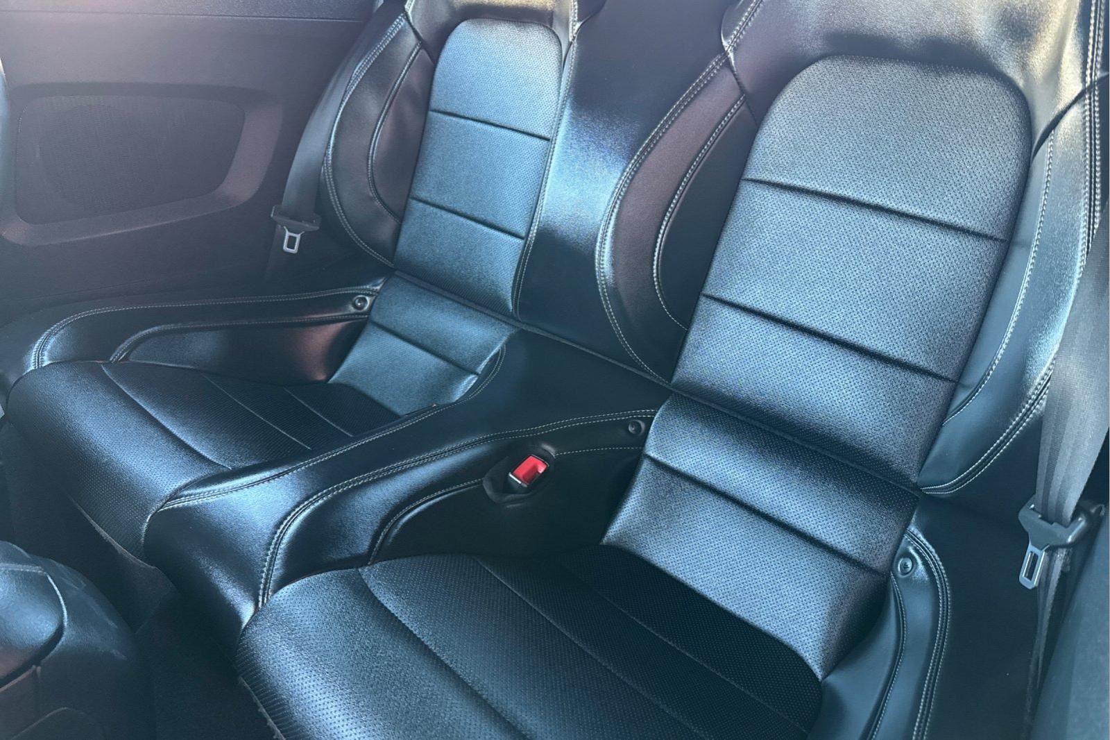 2020 Ford Mustang GT Premium photo 4