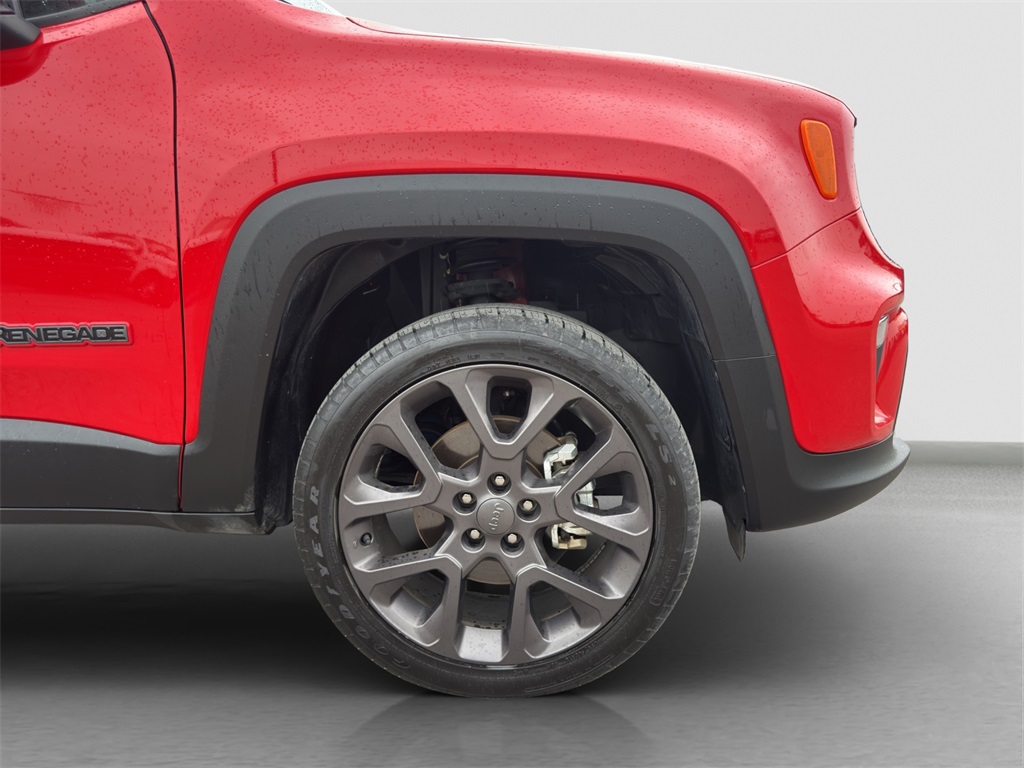 2023 Jeep Renegade Latitude Upland photo 22