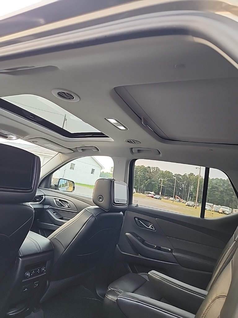 2018 Chevrolet Traverse Premier photo 8