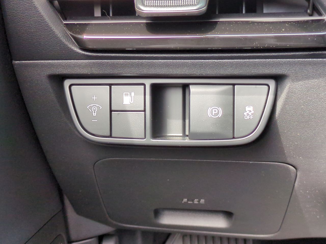 2025 Kia EV6 Light photo 15