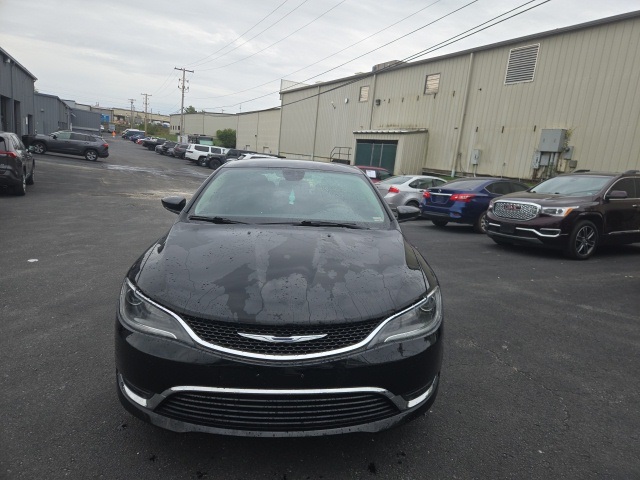 Used 2016 Chrysler 200 Limited with VIN 1C3CCCAG8GN142082 for sale in Columbia, MO