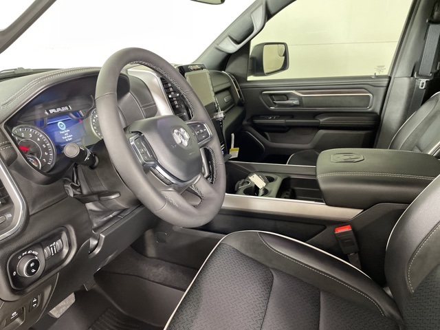 2025 Ram 1500 Laramie photo 19