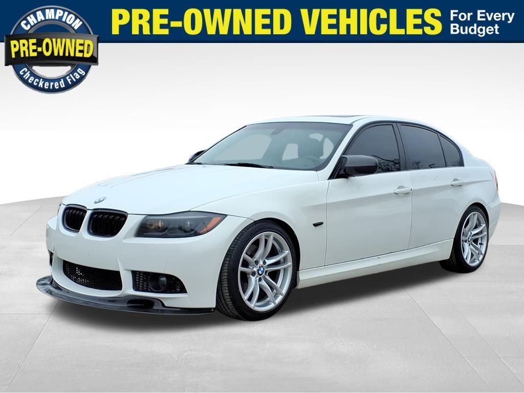 2011 BMW 3 Series 328i's photo