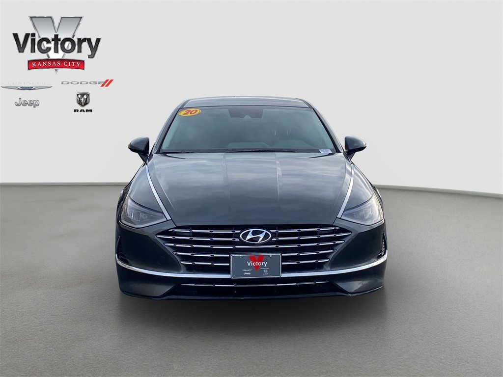 Used 2020 Hyundai Sonata Hybrid SEL with VIN KMHL34JJ0LA014011 for sale in Kansas City