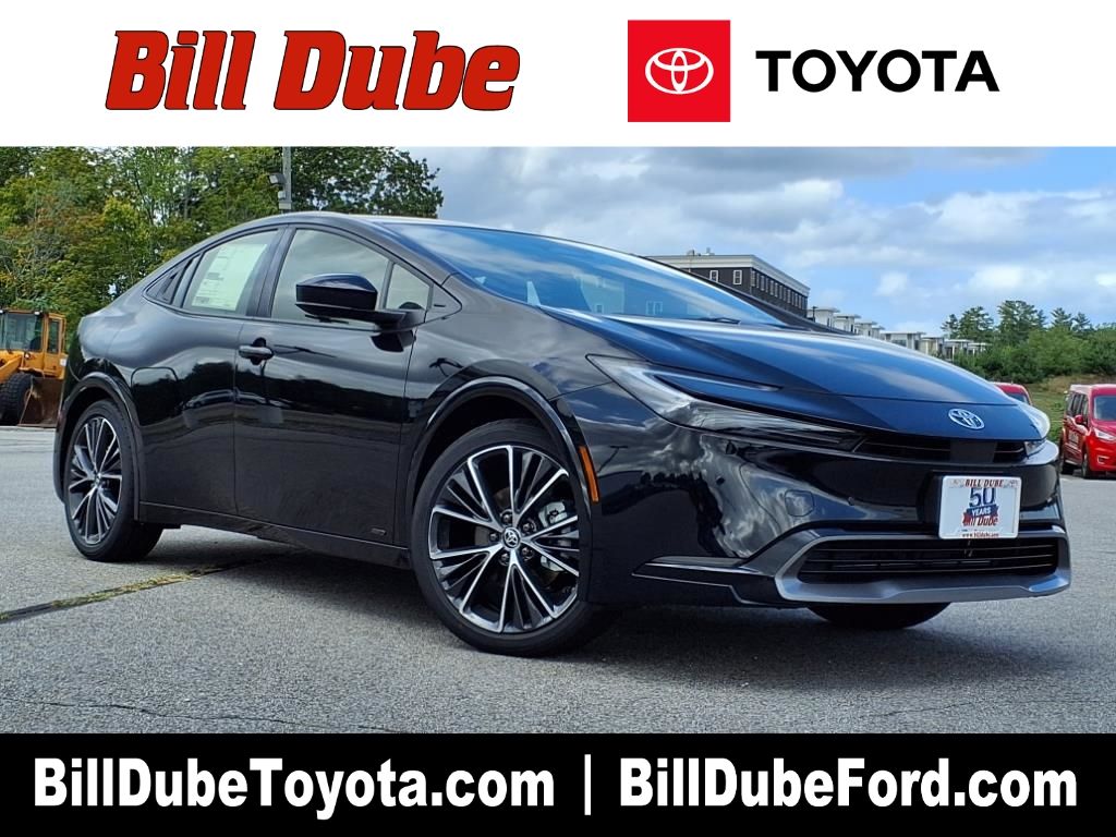 2026 Toyota Prius XLE's photo